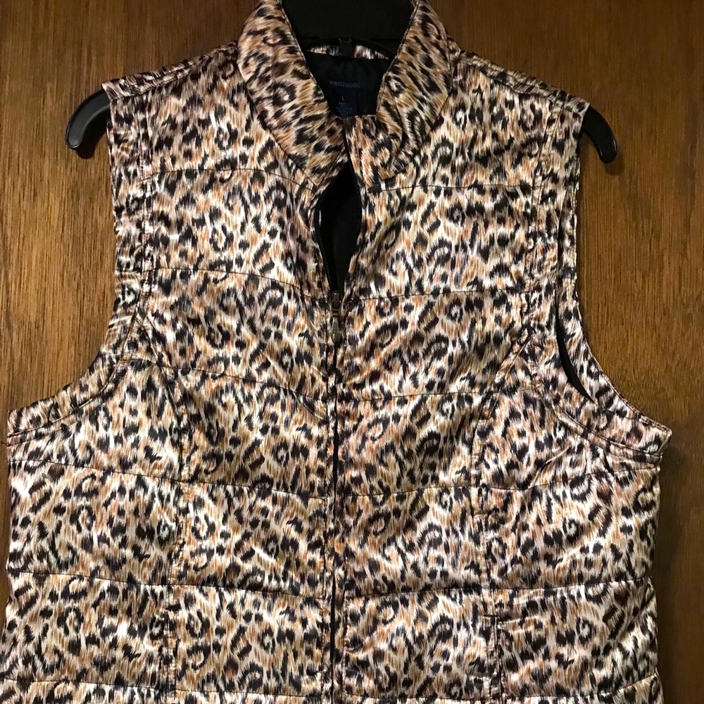 Women’s puffer vest